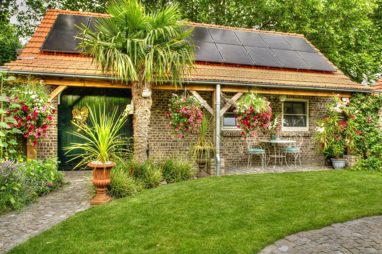 Bed And Breakfast Piekoo Belloo Weert Esterno foto