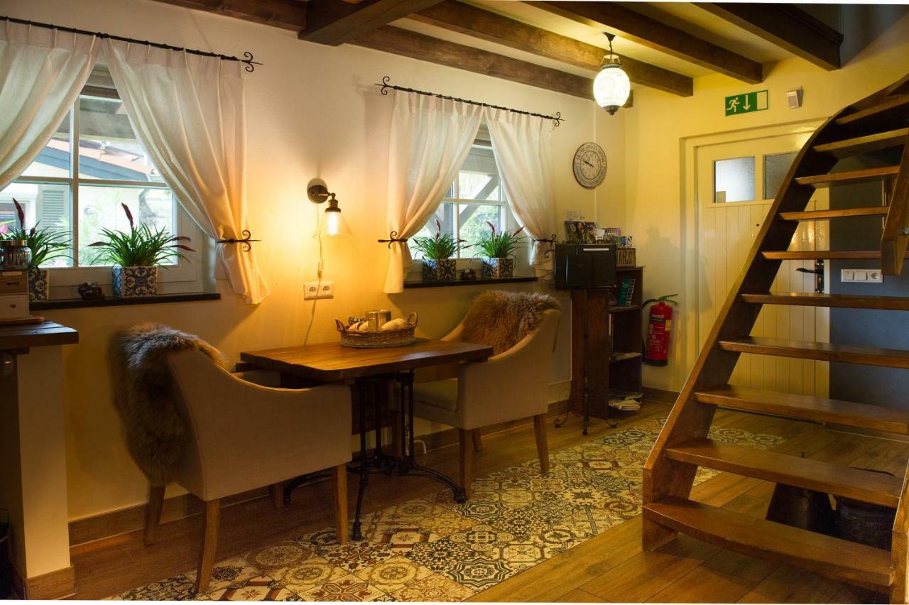 Bed And Breakfast Piekoo Belloo Weert Esterno foto