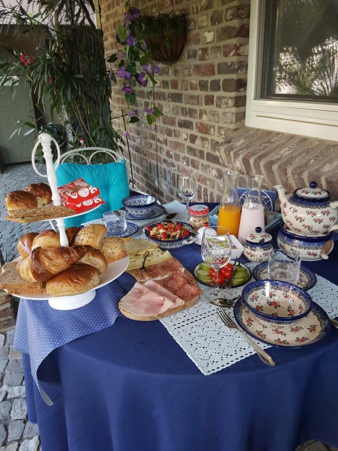 Bed And Breakfast Piekoo Belloo Weert Esterno foto